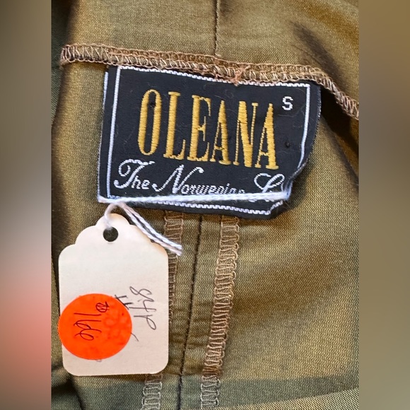 Oleana The Norwegian Story  Green/Gold NWT Shell 100% Silk Made In Norway Sz S. - Picture 8 of 12